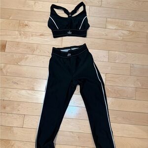 Alo Yoga Airlift High-Waist Suit Up Legging & Bra